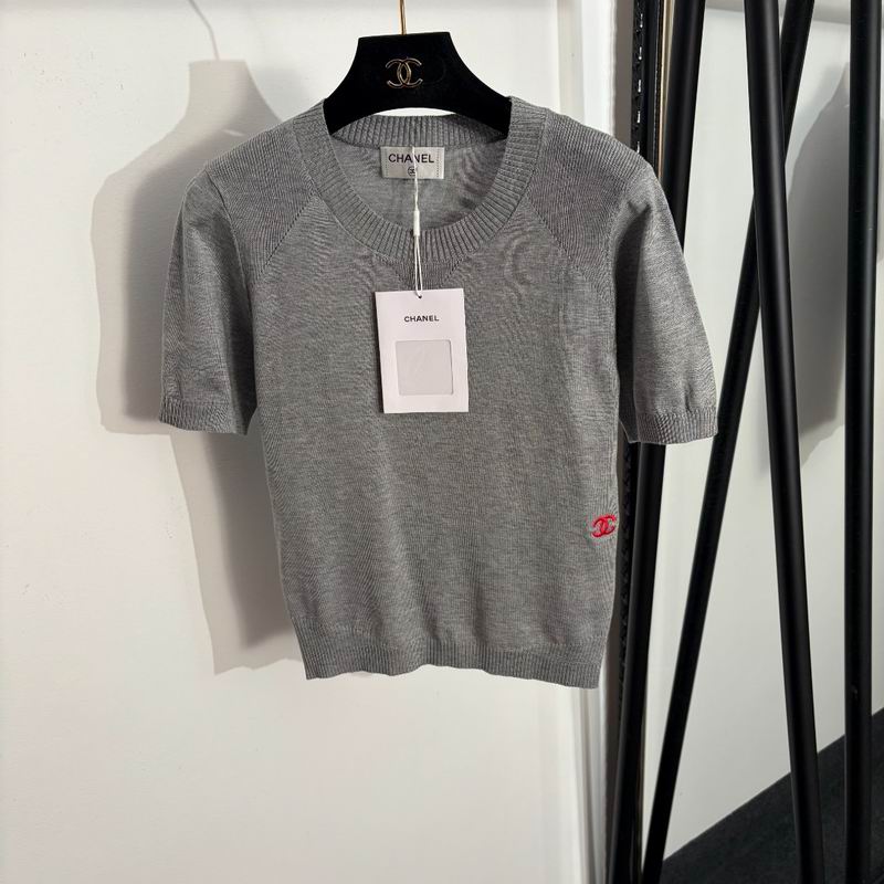 Chanel one size 12